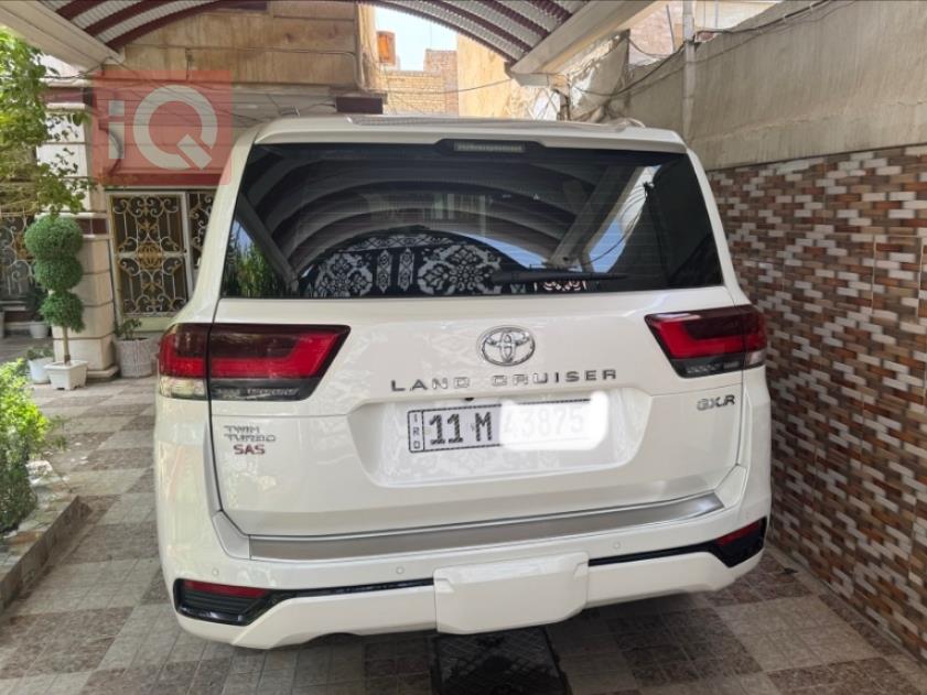 تويوتا لاندكروزر